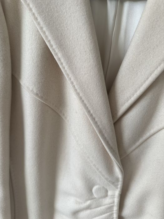 Дамско вълнено сако на Емпорио Армани