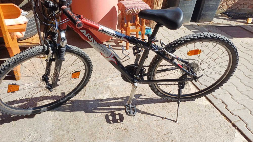 Bicicletă Arrow utilizată puțin