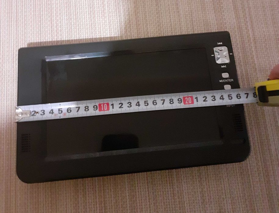 Портативен телевизор за кола/камион