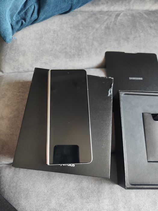 Смартфон Samsung Galaxy Z Fold 5