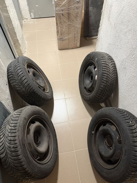Железни джанти 15" със зимни гуми 195/65/15