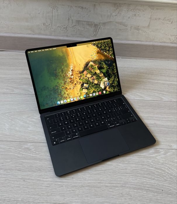 Macbook M3 цикл 25 АКБ 100%