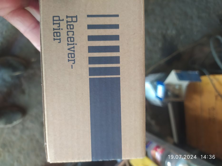 Радиатор кондиционера с новым фильтром осушителем. Granta