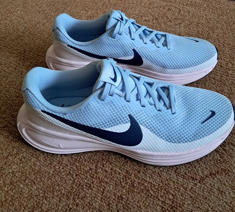 Дамски маратонки Nike