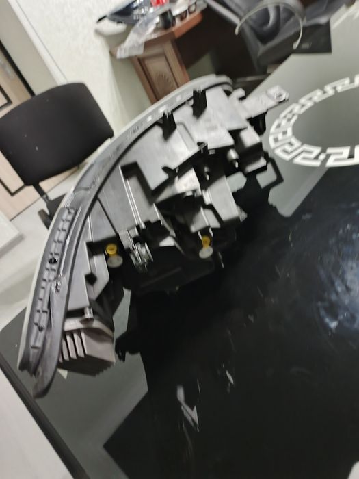 Wolswagen id4 pro fara chap taraf