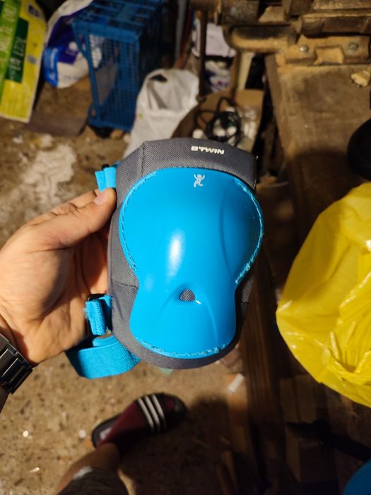 Casti si genunchiere protecție