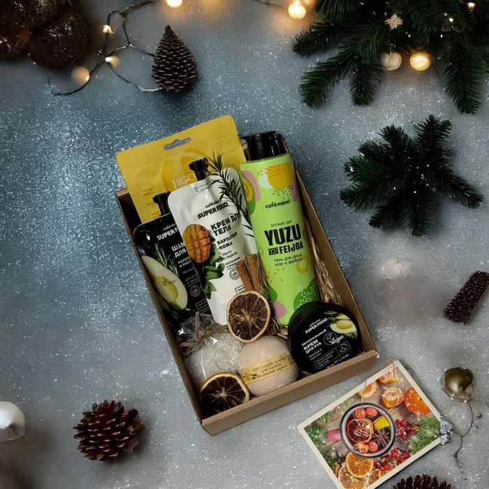 Новогодние подарочные боксы