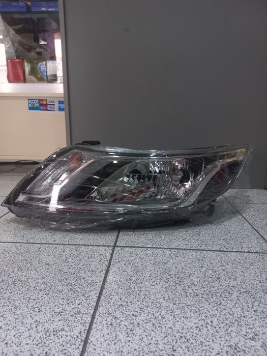 Фары Kia Rio 2012