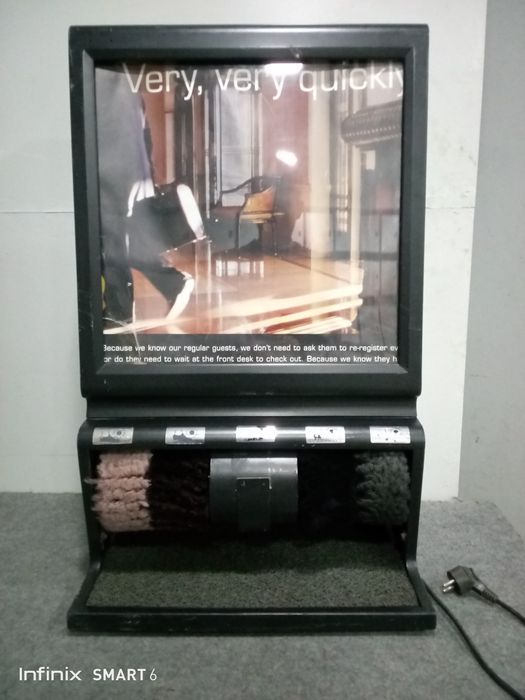 Аппарат для чистки обуви