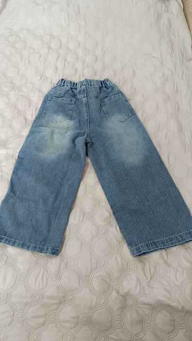 Продам новые джинсы