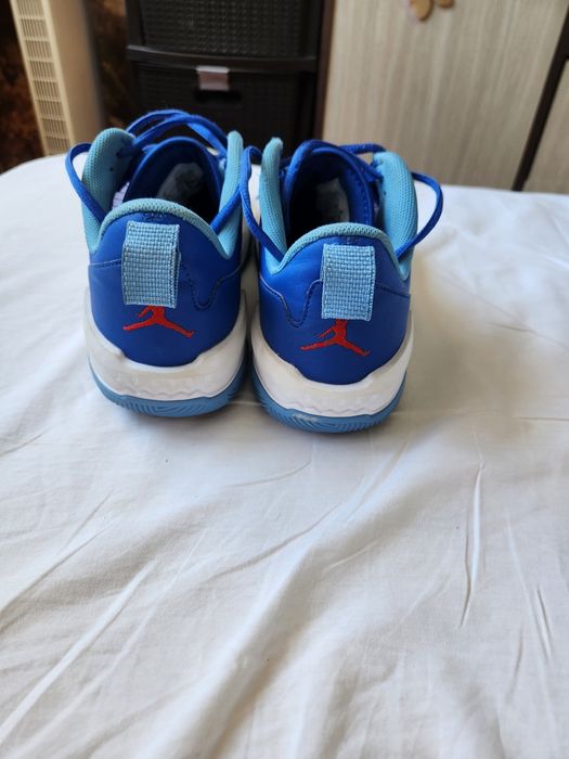 Adidasi Air Jordan barbatesti nr 42