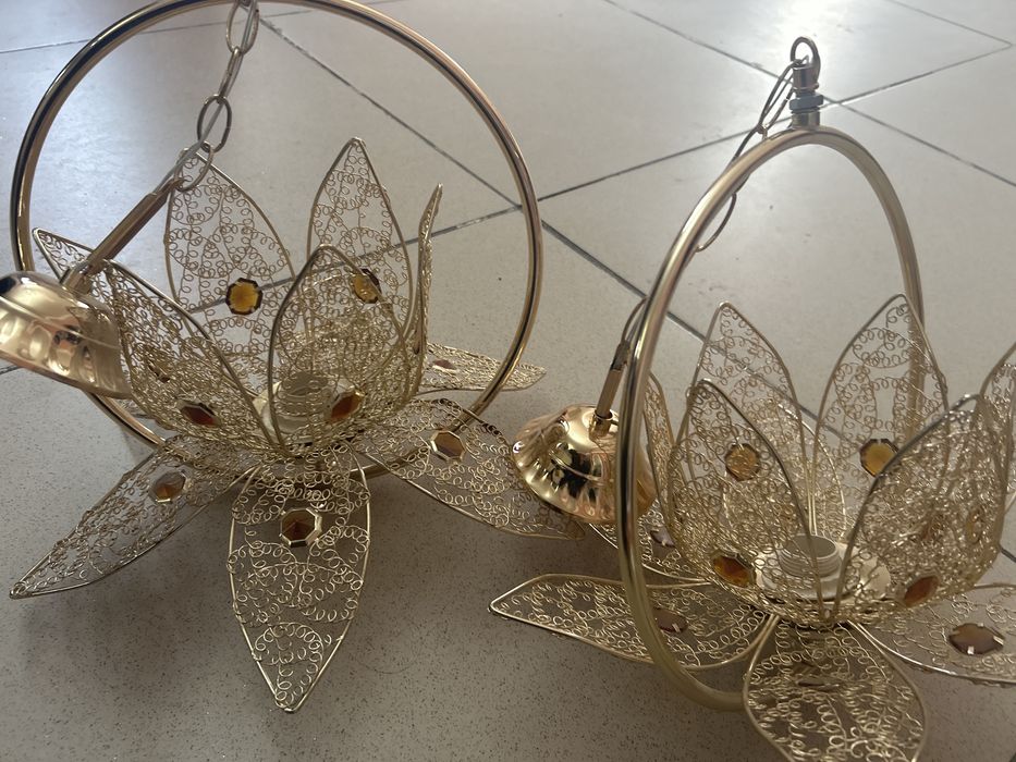 Люстра продается