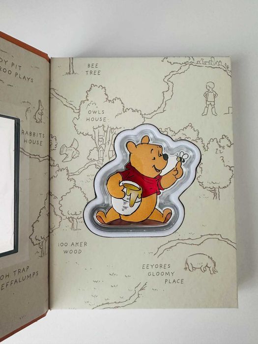 Сребърна монета Мечо пух любовта към меда31.1гр 1oz