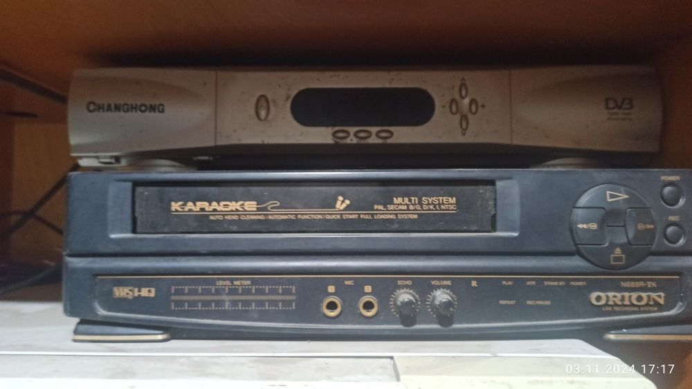 Телевизор,подставка,Дивиди касеттный