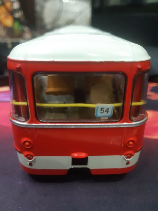 Автобус Лиаз 677