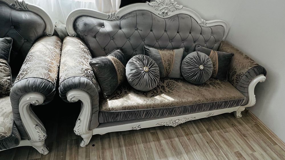 Продам диван мягкий