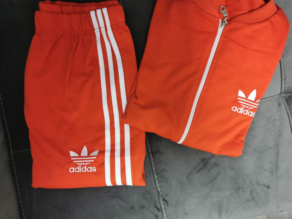 De vanzare trening unisex