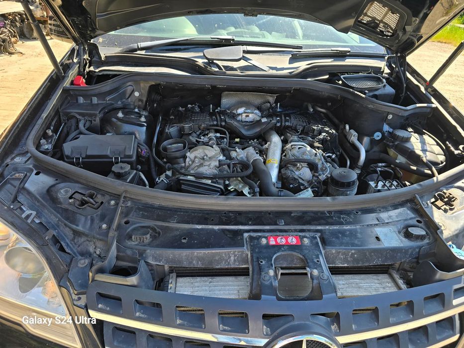 Motor Mercedes ML 164 Facelift 3.0 ,euro 5 an 2011,fara anexe si accesorii.