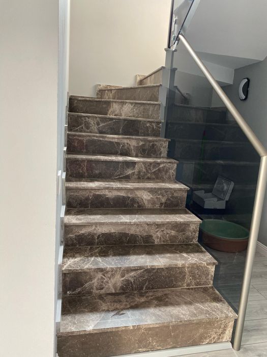 Glafuri\Pervaze si Trepte la comanda- Marmura, Granit, Travertin