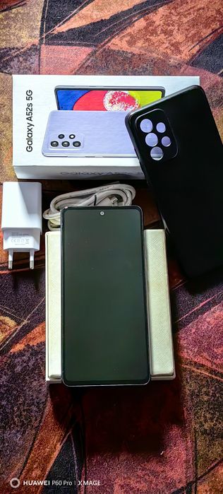 SAMSUNG GALAXY A52s-Топ състояние.Пълен комплект