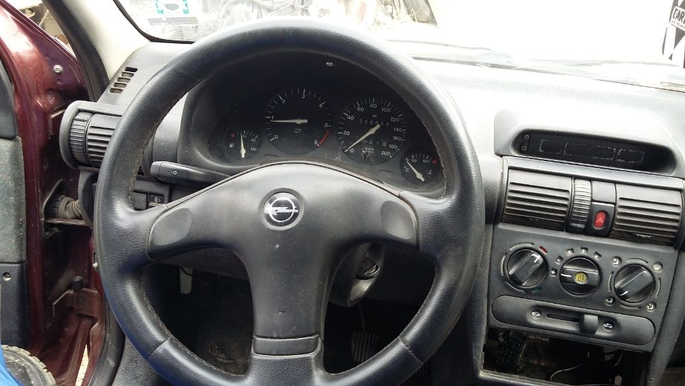 Опел Корса Б-1,7Д / Opel Corsa B-1,7