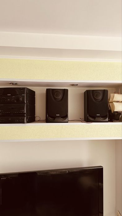 Музыкальный центр Philips