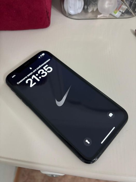 продам Iphone XR