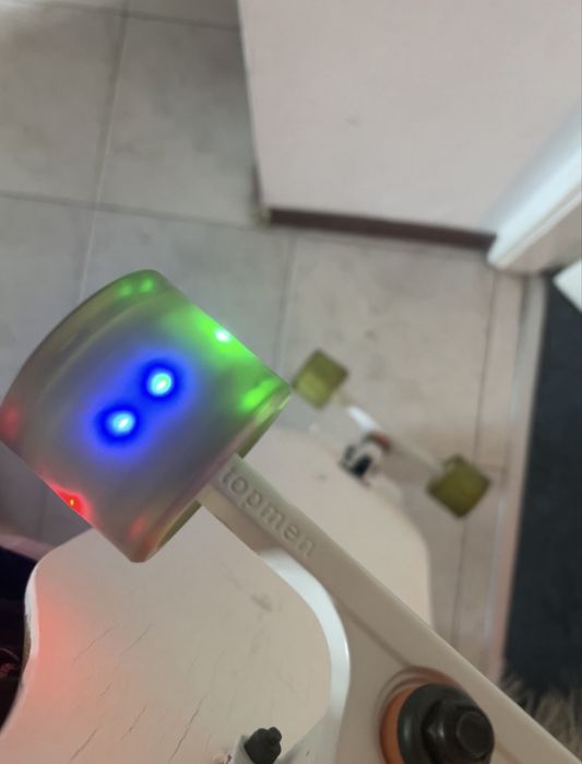 Лонгборд със светещи колелца