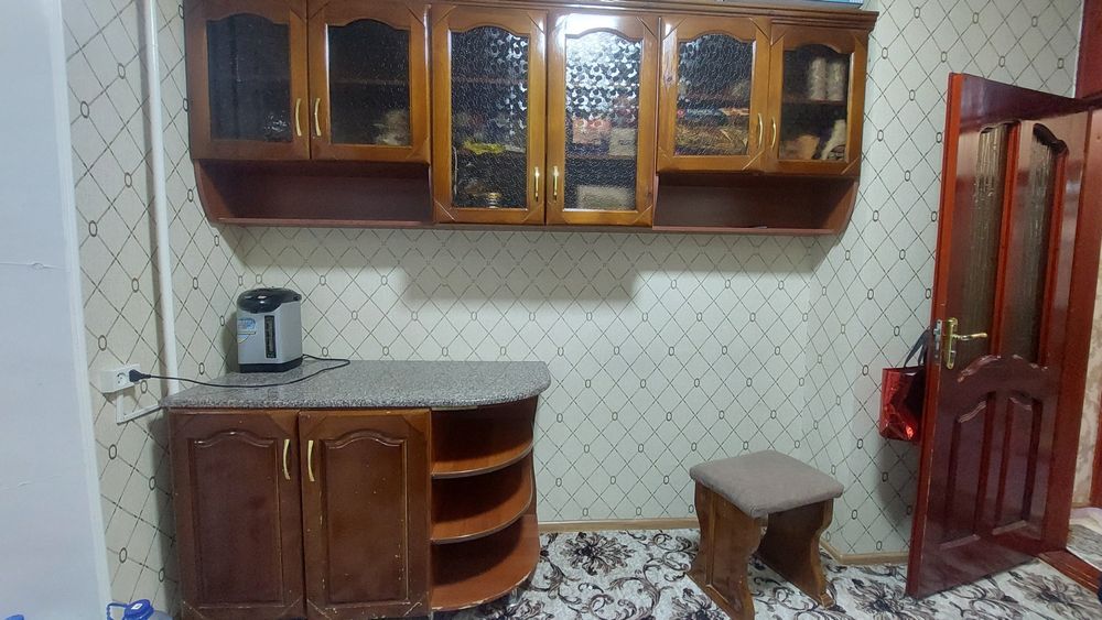 Кухонная мебель дерево