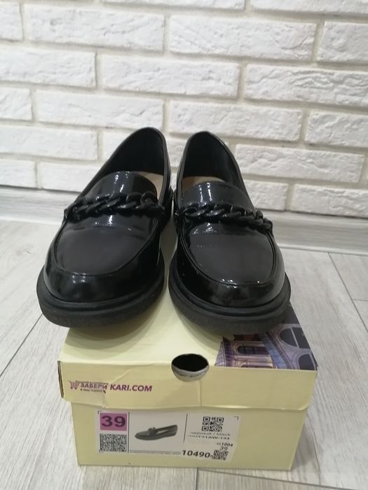 Лоферы женские 39 размер