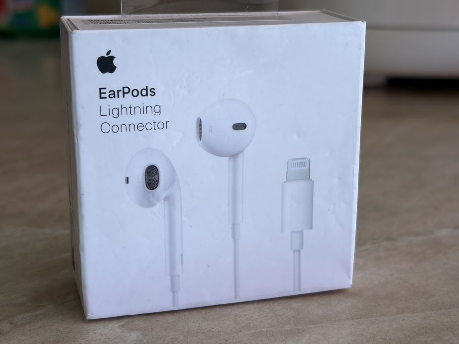 Casti cu fir Apple Lightning sigilate + adaptor