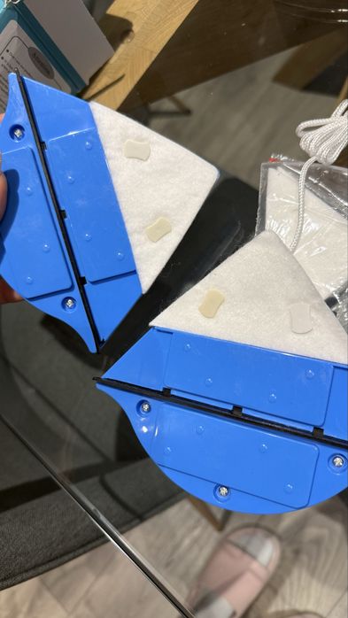 Уред за почистване на прозорци