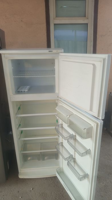 Холодильники бытовые б.у