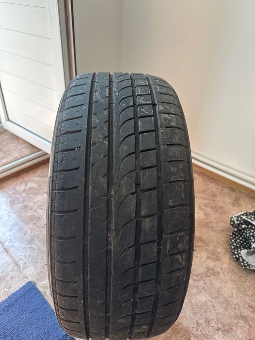 Шины 17 размер Б/У