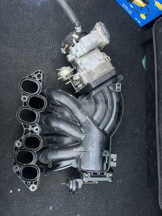 Коллектор впускной с дроселью 1MZ