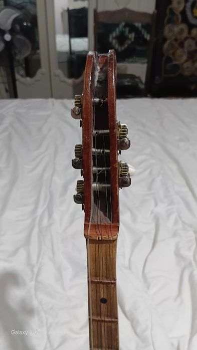 Qashkar rubob muzikalniy