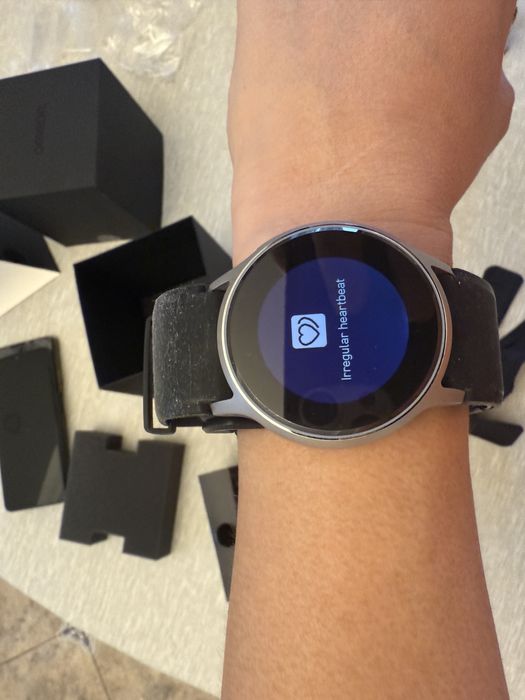 Часы Omron Heart-Guide