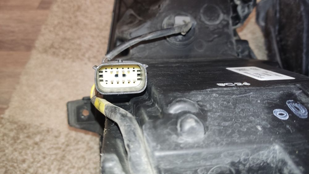 Фары Chevrolet Malibu 9