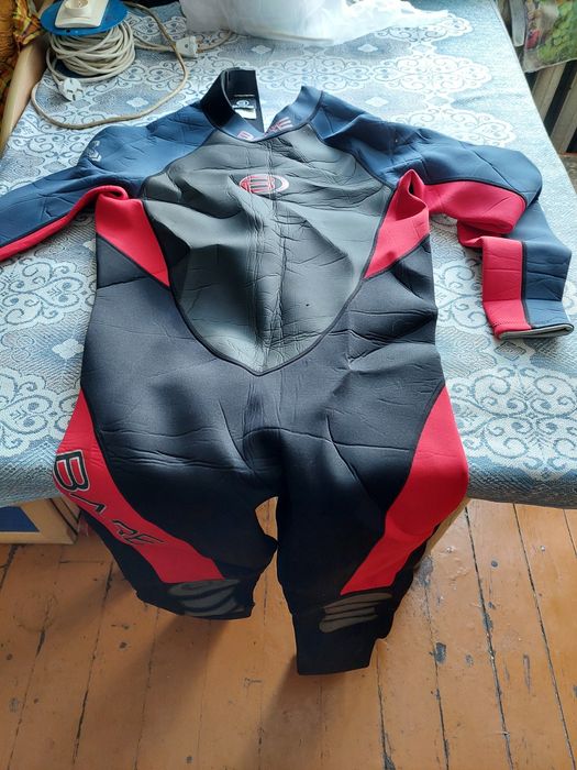 Продам гидрокостюм