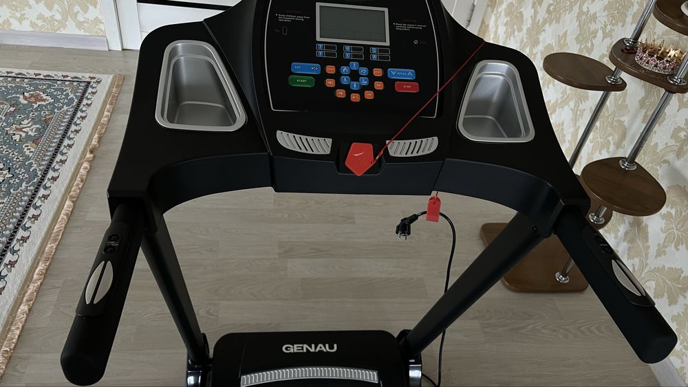 Беговая дорожка Genau