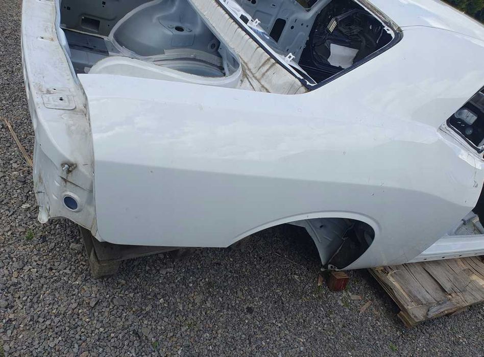 Заден панел калник врата Dodge Challenger