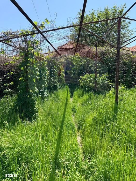Casă / Vilă cu 5 camere de vânzare