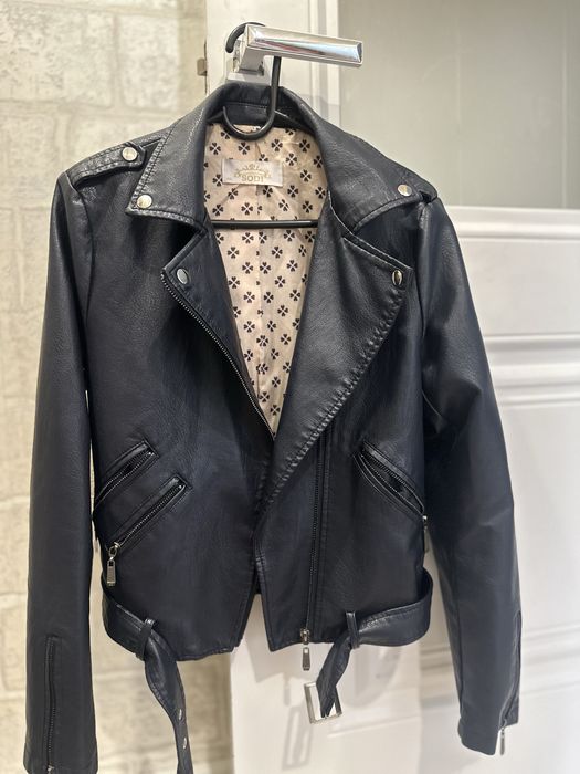 Продам кожунную куртку