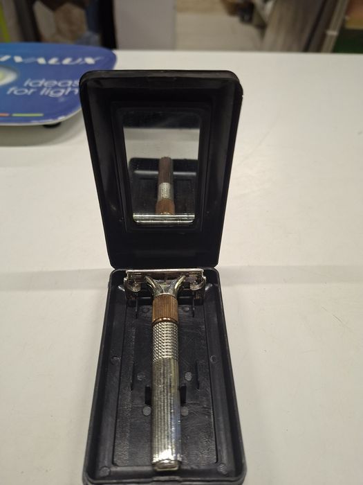 Класическа бръсначка