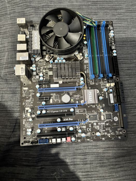 Продам материнку msi x58 pro