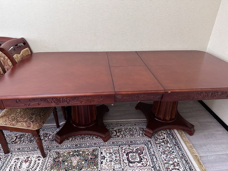 Продам стол со стульями!
