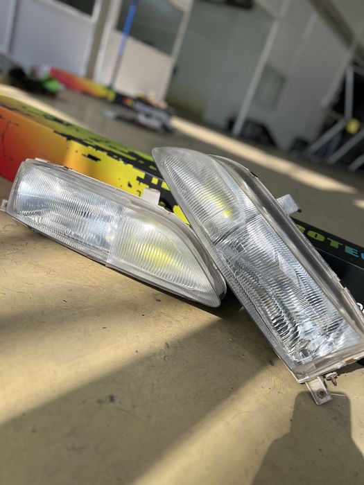 Фары Toyota Carina ed