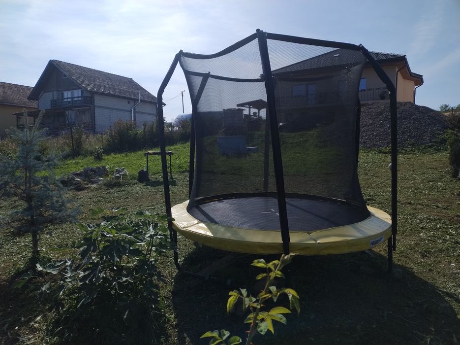 Trambulina-sarcina maxima 150 kg.