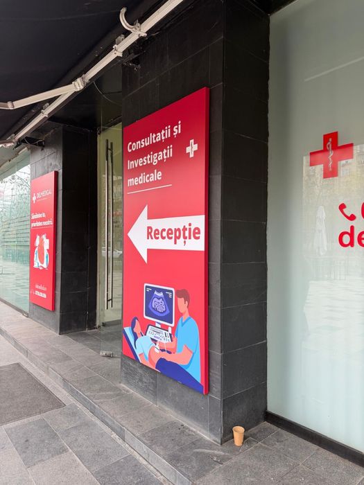 Bannere Benere Autoxolante Colantari Pliante Carti de vizita Flayere