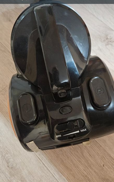 Пылесос  бытовой Vitek